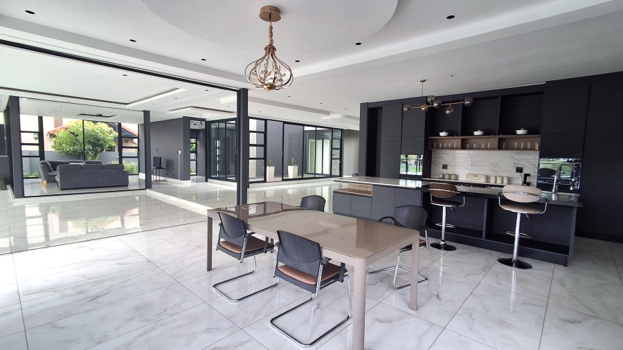 6 Bedroom Property for Sale in The Islands Estates North West